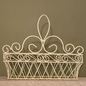 Twisted Wire Basket